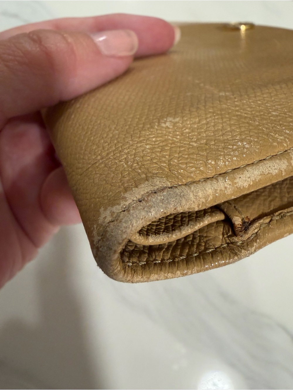 Chanel button bifold long wallet in Tan leather - Picture 15 of 16